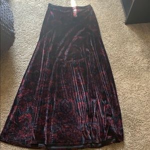 Velvet patterned maxi skirt